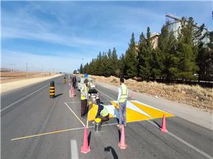 5 هزار و 500 کيلومتر خطکشي راهها در محورهاي مواصلاتي استان کرمانشاه اجراي شد