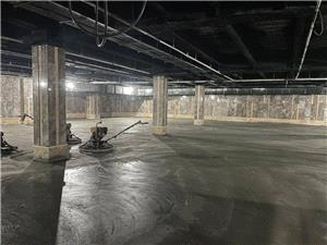 ثبت رکورد 1300 مترمکعب بتنريزي در پروژههاي منطقه يک در 7 روز