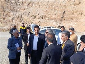 باند برگشت محور ايلام- مهران درمنطقه کنجانچم به منظور ايمن سازي و استاندارد شدن مسير در حال احداث است