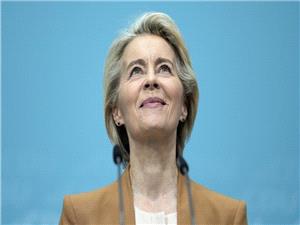 فون درلاین: صلحی پایدار برای اوکراین آرزو میکنم