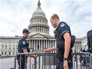 دولت آمریکا موقتا تعطیل میشود