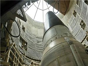 ابراز تاسف چين نسبت به پايان معاهده تسليحات هستهاي روسيه و آمريکا