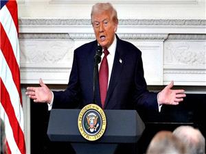 تداوم تنشها ميان آمريکا و کانادا؛ ترامپ تهديد به ممانعت از افتتاح يک گذرگاه مرزي کرد