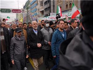 با کار جهادی، محبتها و حضورهای بهموقع مردم را باید جبران کنیم