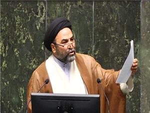 ذاکر: بودجهاي براي احياي درياچه اروميه ديده نشده است/ قاليباف: اعتبارات خاص از محل حوادث غيرمترقبه براي درياچه اروميه اختصاص يافته است