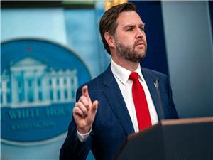 معاون ترامپ: متحدان اروپایی به منافع خود آسیب میزنند